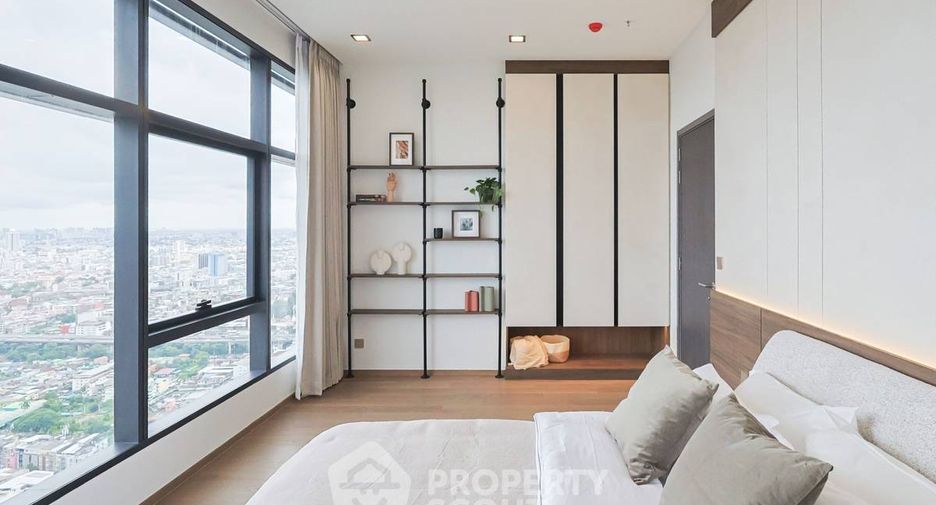 For sale 3 bedrooms condo in Ratchathewi, Bangkok