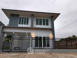 For sale 4 bedrooms house in Si Racha, Chonburi