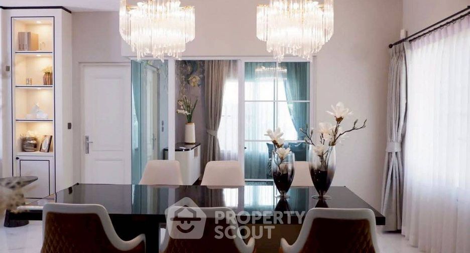 For sale 4 bedrooms house in Bang Khen, Bangkok