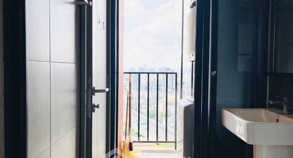 For sale 1 bed condo in Bang Kapi, Bangkok