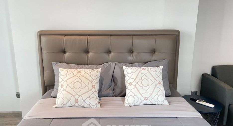 For sale 1 bed condo in Watthana, Bangkok