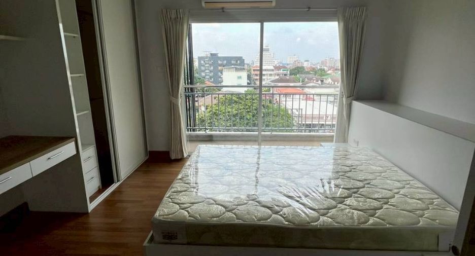 À vendre 1 chambre condo à Huai Khwang, Bangkok
