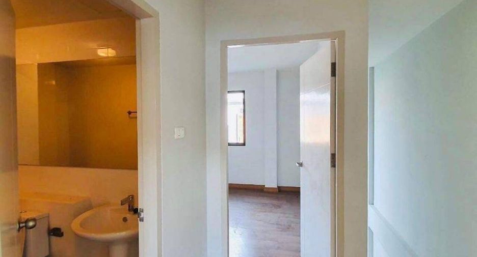 Reihenhaus zum Kauf mit 3 Zimmer in Bueng Kum, Bangkok