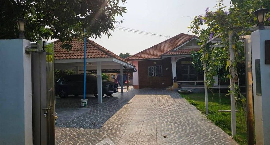 For sale 5 bedrooms house in Sattahip, Pattaya
