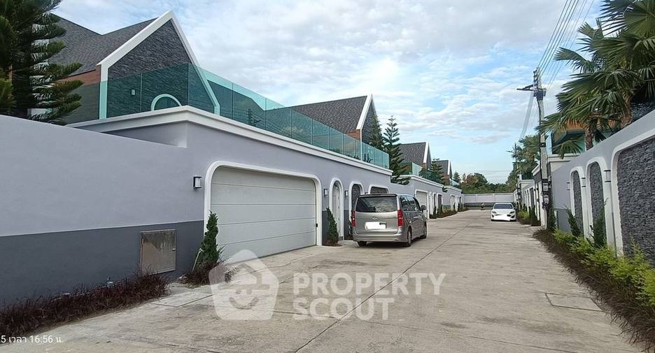 For rent and for sale 4 bedrooms house in East Pattaya, Pattaya