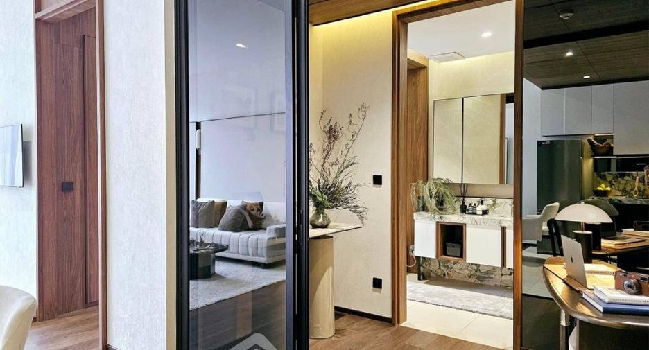 For sale 1 bed condo in Sathon, Bangkok