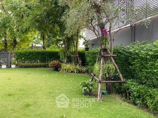For sale 5 bedrooms house in Sai Mai, Bangkok
