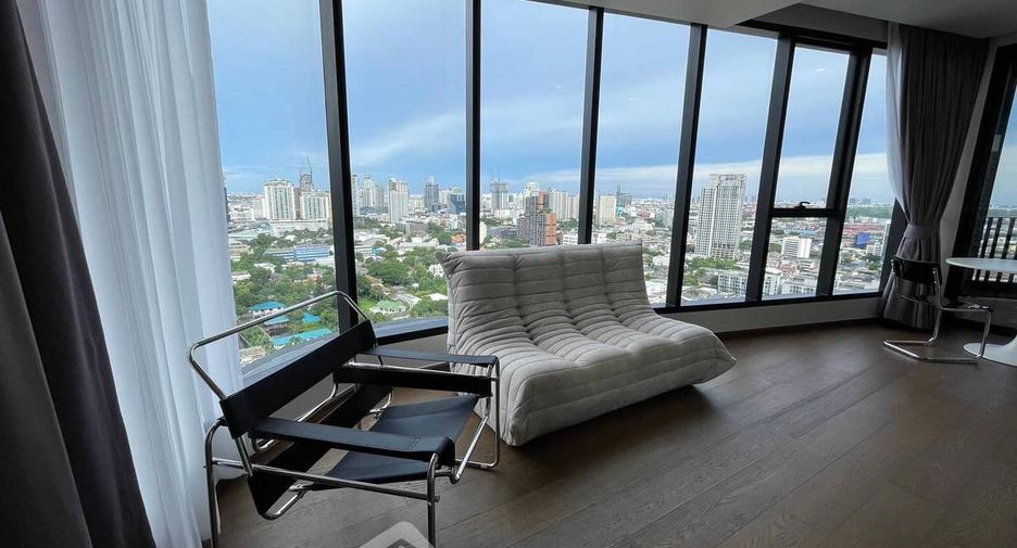 For sale 1 bed condo in Khlong Toei, Bangkok
