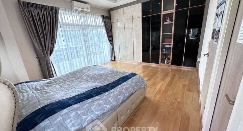 Casa en venta de 4 habitaciones en Bang Khun Thian, Bangkok
