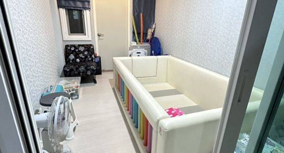 Casa en venta de 4 habitaciones en Bang Khun Thian, Bangkok