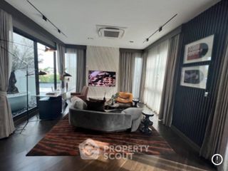 For sale 4 ベッドルーム house in Bang Kapi, Bangkok