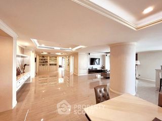 For sale 3 bedrooms condo in Bang Rak, Bangkok