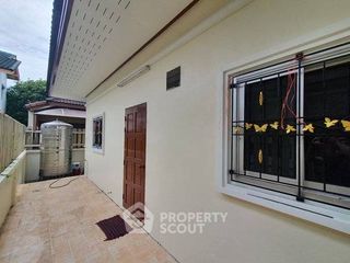 出售 4 卧室 独立屋 在 Si Racha, Chon Buri