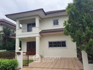 出售 4 卧室 独立屋 在 Si Racha, Chon Buri