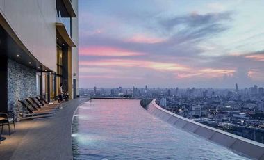 For sale 1 bed condo in Khlong Toei, Bangkok