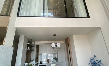 À vendre 2 chambres condo à Khlong Toei, Bangkok