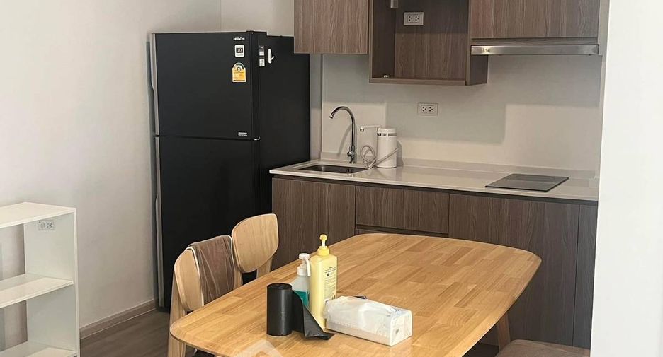 For sale 2 bedrooms condo in Bang Phlat, Bangkok