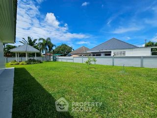 For sale 3 bedrooms house in Bang Saray, Pattaya