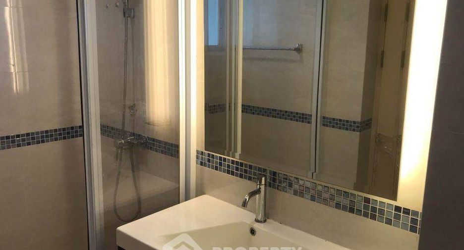 For sale 1 bed condo in Phaya Thai, Bangkok