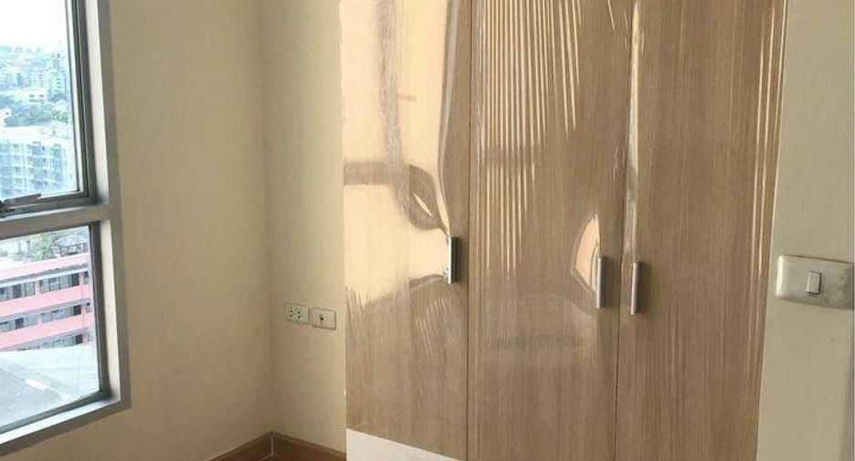 For sale 1 bed condo in Phaya Thai, Bangkok