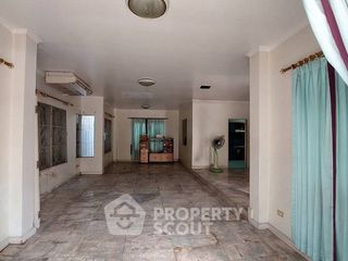 For sale 3 bedrooms house in Khlong Sam Wa, Bangkok