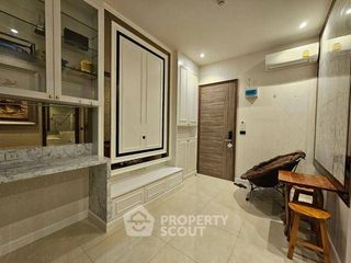 Продажа 1 кровать кондо в Пхра Кханонг, Бангкок