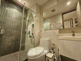 Продажа 1 кровать кондо в Пхра Кханонг, Бангкок
