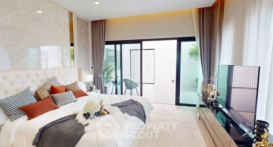 For sale 4 bedrooms villa in Huay Yai, Pattaya