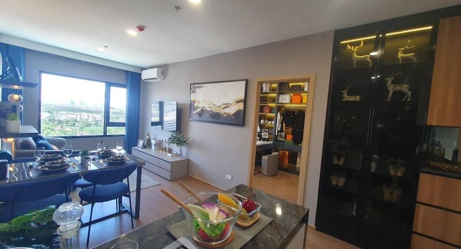 For sale 2 bedrooms condo in Phasi Charoen, Bangkok