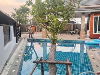 Casa en venta de 4 habitaciones en Bang Lamung, Chonburi