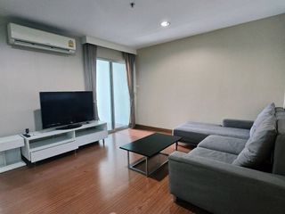 À louer 1 chambre condo à Huai Khwang, Bangkok
