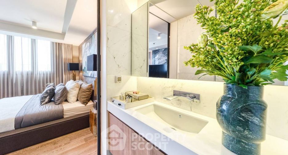 For sale 2 bedrooms condo in Khlong Toei, Bangkok