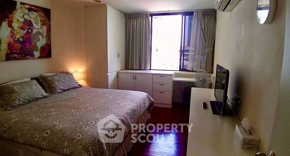 For rent 4 bedrooms condo in Khlong Toei, Bangkok