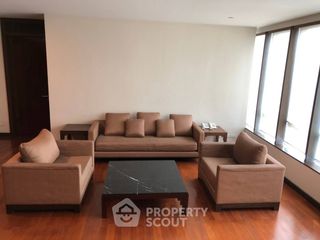 For rent 3 bedrooms apartment in Watthana, Bangkok