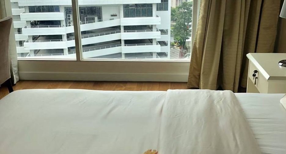 For rent 1 bed condo in Pathum Wan, Bangkok