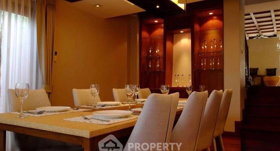 For sale 5 bedrooms house in Sattahip, Chonburi