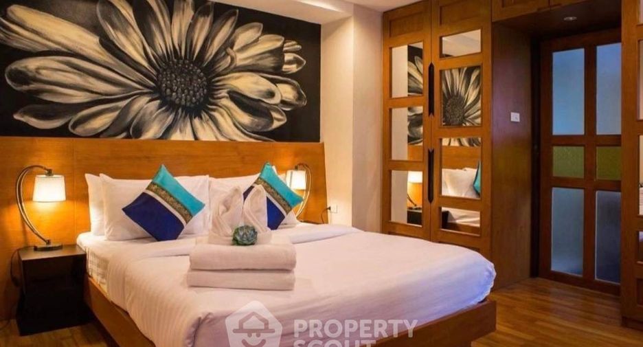 For sale 5 bedrooms house in Sattahip, Chonburi