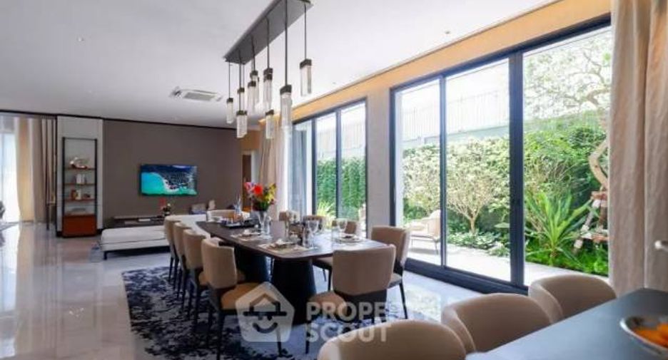 For sale 5 bedrooms house in Phasi Charoen, Bangkok