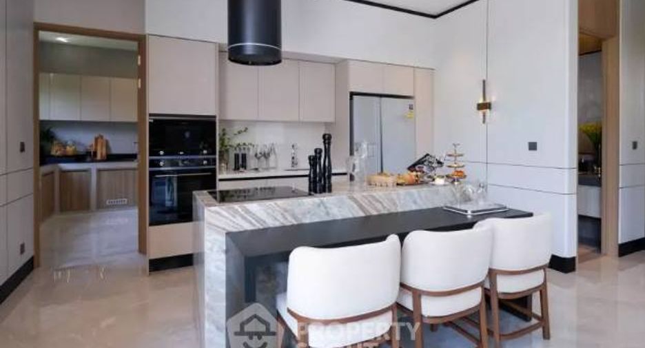 For sale 5 bedrooms house in Phasi Charoen, Bangkok