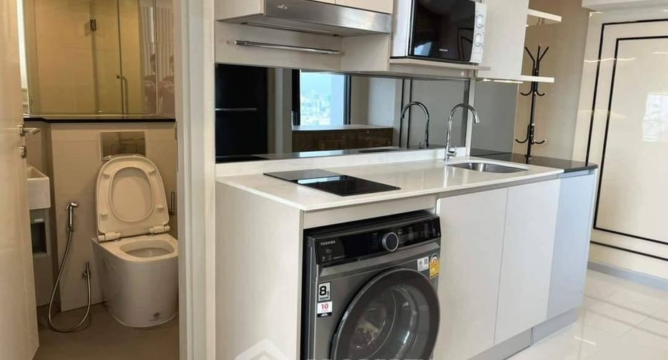 For rent 1 bed condo in Sathon, Bangkok