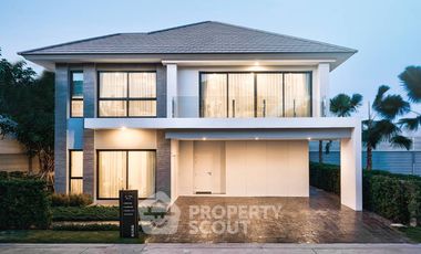 For sale 4 bedrooms house in Lak Si, Bangkok