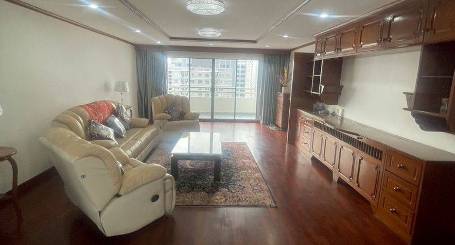 Condo en venta de 3 habitaciones en Khlong Toei, Bangkok