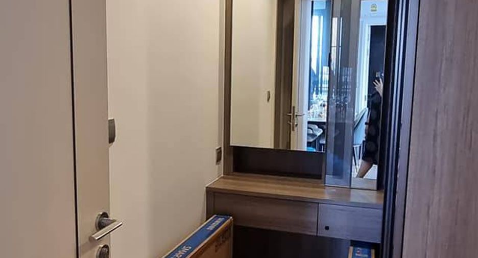 For rent 2 bedrooms condo in Phaya Thai, Bangkok
