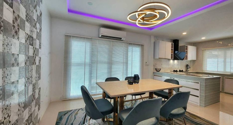 For rent 4 bedrooms house in Jomtien, Pattaya