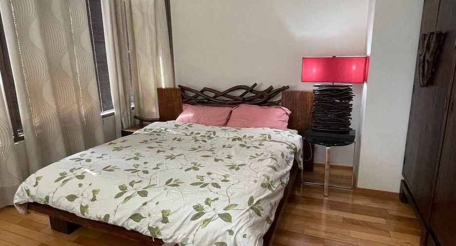 For rent and for sale 1 bed condo in Khlong Toei, Bangkok