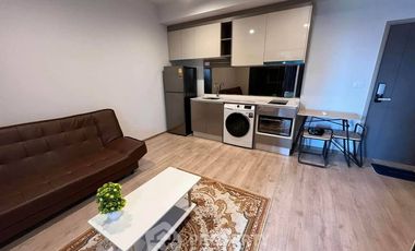 Wohnung zur Miete mit 1 Zimmer in Huai Khwang, Bangkok
