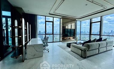 For rent and for sale 3 bedrooms condo in Watthana, Bangkok