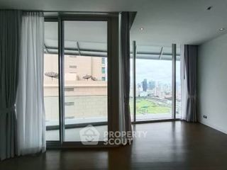 For rent そして for sale 2 ベッドルーム apartment in Pathum Wan, Bangkok