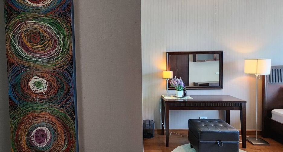 For rent 1 bed condo in Pathum Wan, Bangkok