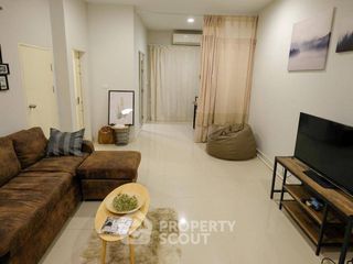 For rent 3 bedrooms townhouse in Chom Thong, Bangkok